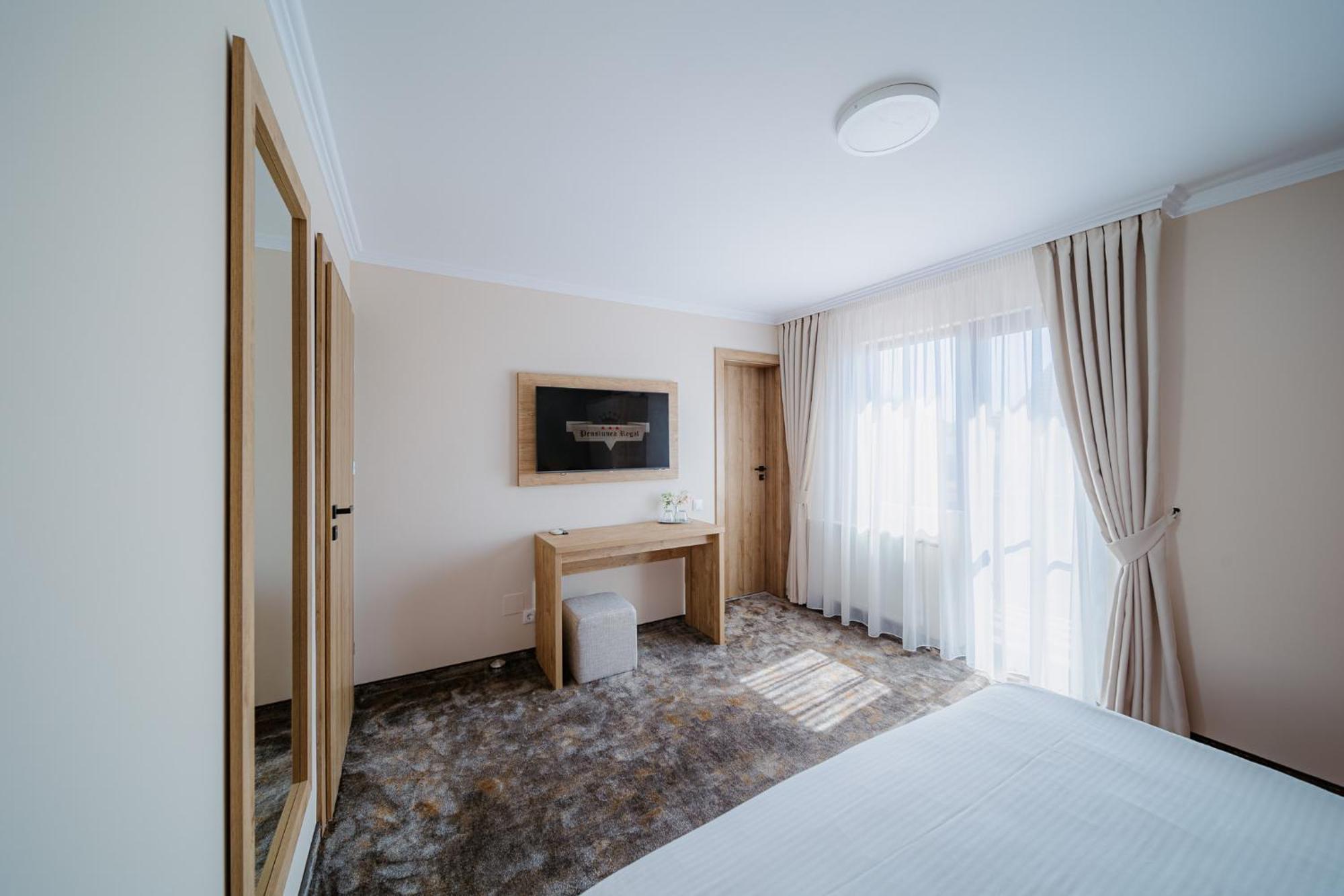 Pensiunea Regal Băile Unu Mai Exteriér fotografie